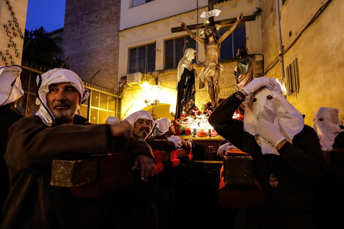 El sentimiento rasga el silencio en Alcoy El sentimiento rasga el silencio en Alcoy