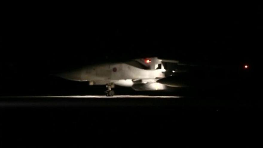 Cazas británicos salen de la base de Chipre para atacar Siria