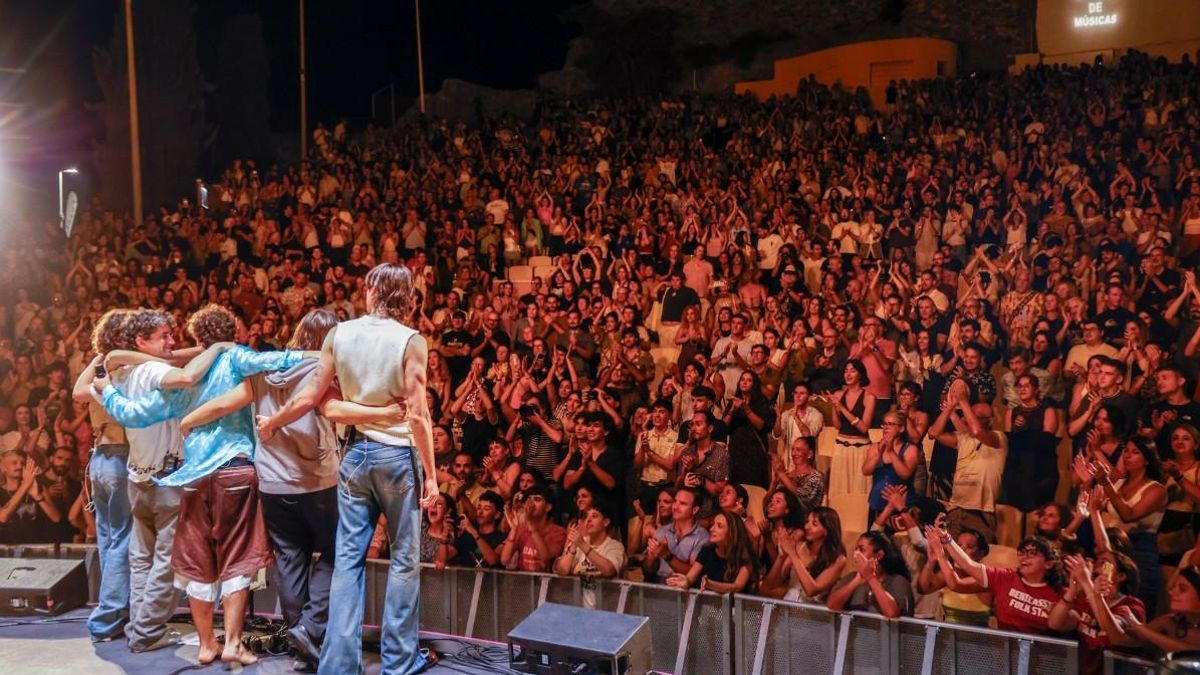 Maestro Espada sobre el escenario de La Mar de Músicas.