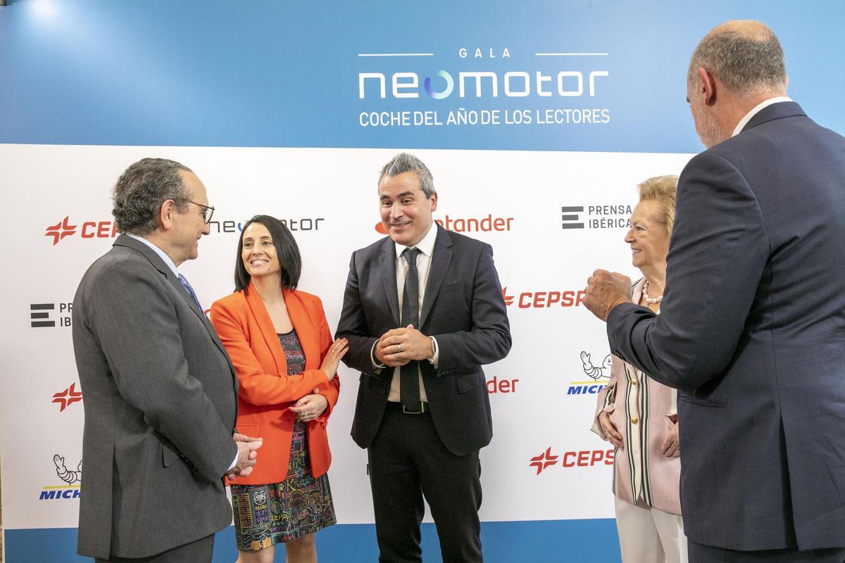 Invitados de sector de la automoción a la Gala Neomotor 2024 Invitados de sector de la automoción a la Gala Neomotor 2024