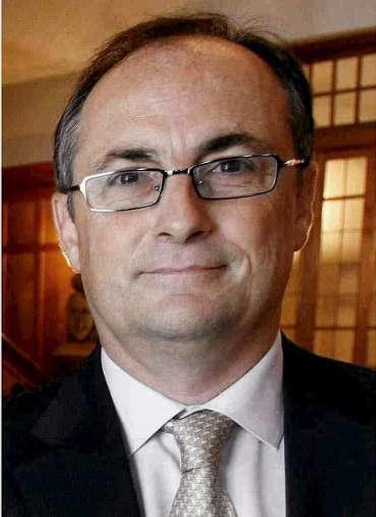 Las antiguas cúpulas del Banco de España y la CNMV, imputadas por el "caso Bankia"