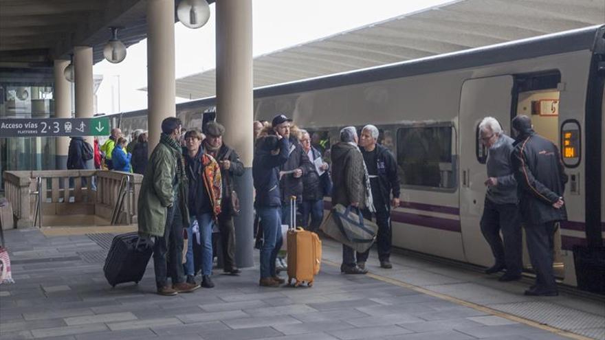 Bloque político para exigir la ampliación de la conexión ferroviaria Cáceres-Sevilla
