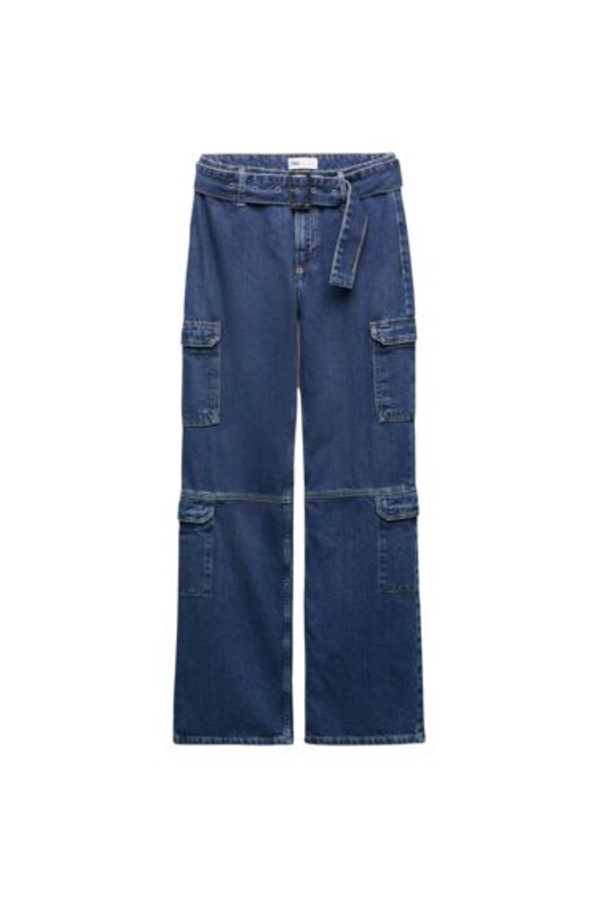 Jeans cargo con cinturón