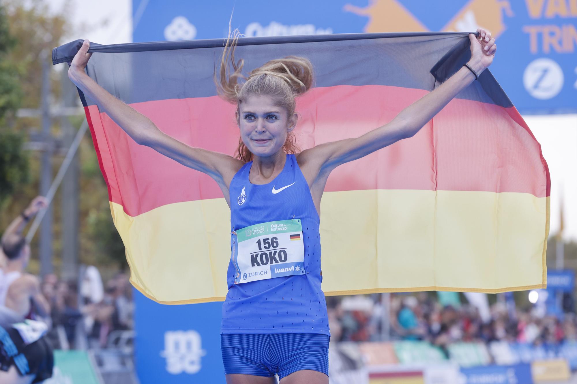 La alemana Konstanze Klosterhalfen ganó la media maratón de Valencia