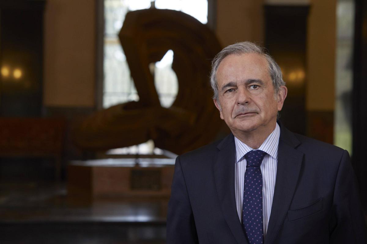Antonio Abril.