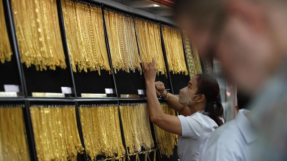 El oro toca un nuevo máximo histórico beneficiado por la tormenta arancelaria