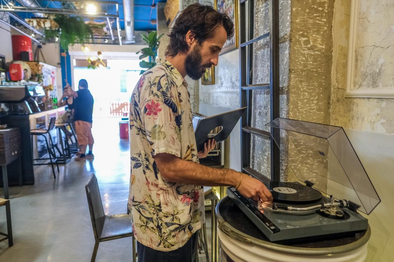 Lambada Records Bar, nueva tienda de discos y vermús