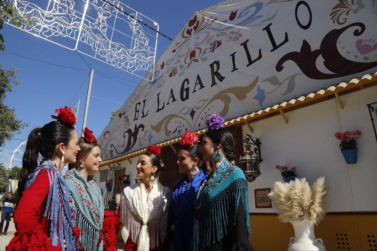 El Lagarillo, tercera por su exterior. El Farolillo, segunda mejor portada. Doma de Campo, tercera mejor caseta. Gloria Bendita, segundo premio de las casetas