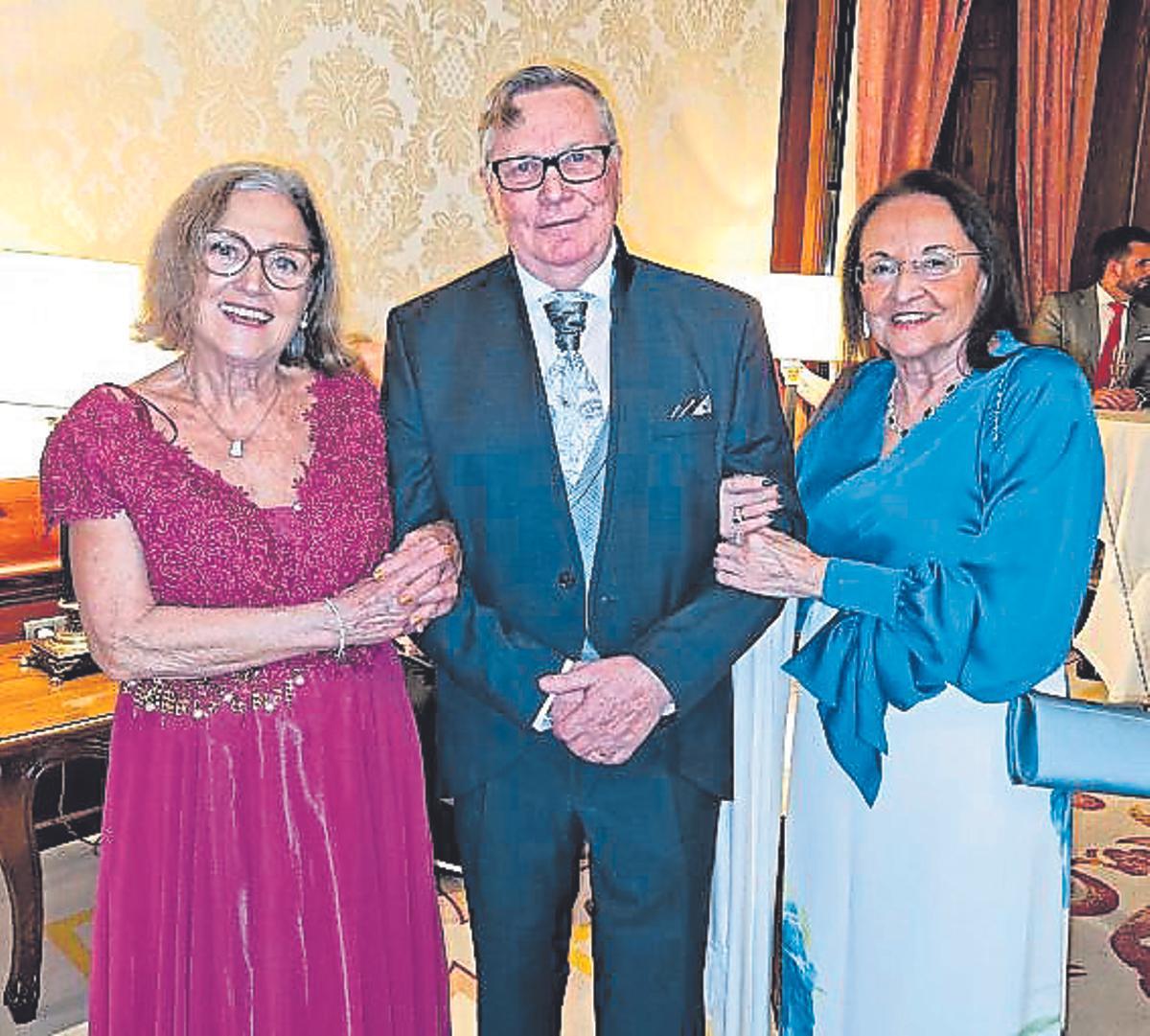 Amalia Fernández, Michael Von Serramis y Cati Castro.