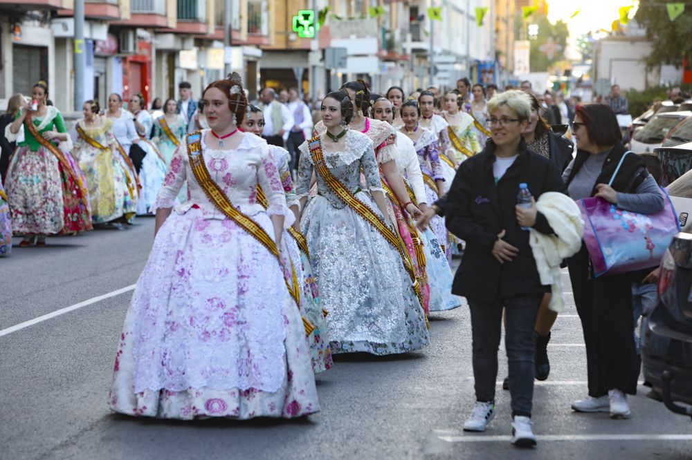 Visita de cortesía a las fallas del Port de Sagunt