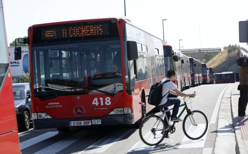 Fotogalería: Comienza la huelga del bus