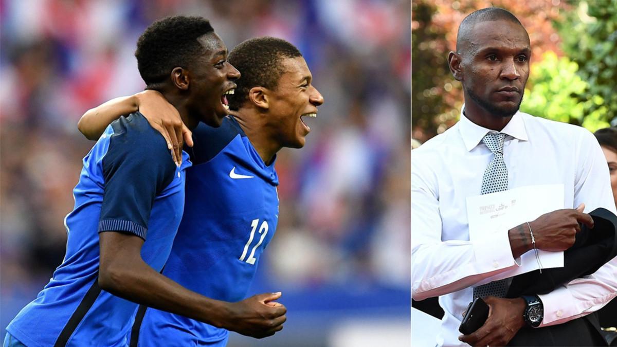 Ousmane Dembélé y Kylian Mbappé celebran un gol con la selección francesa (izquierda); a la derecha, Éric Abidal, exjugador y embajador del FC Barcelona