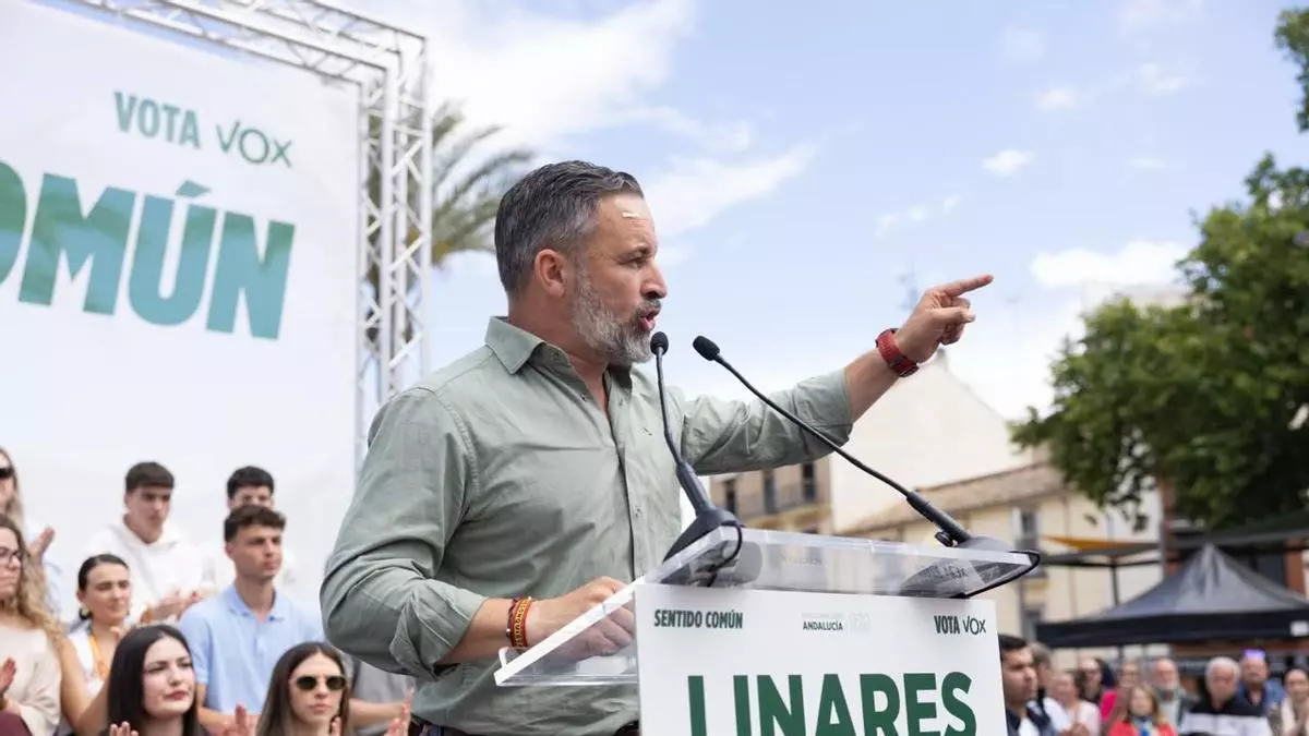 Vídeo | Santiago Abascal (Vox) en Linares: "Frente al narcotráfico no hay más alternativa: o prisión o al fondo del mar"
