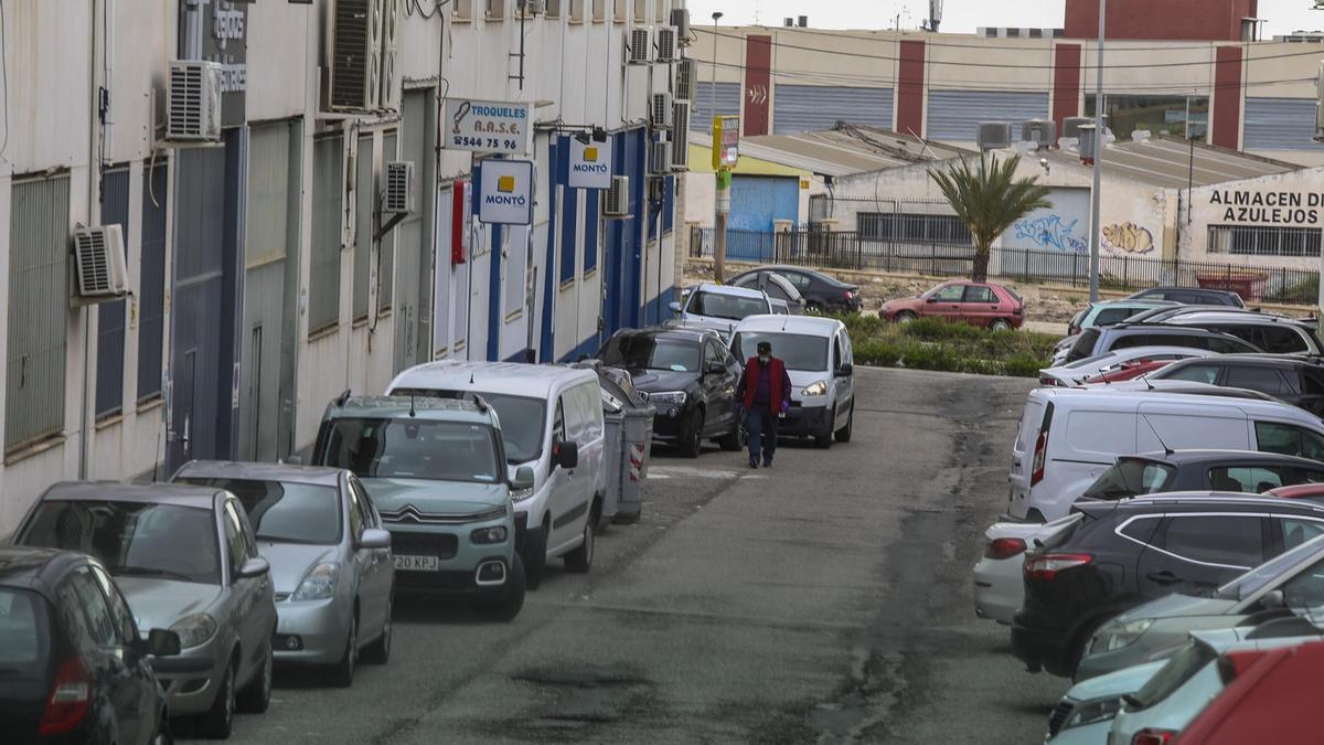 Una imagen de archivo del polígono de Carrús en Elche, donde Ciudadanos denuncia la desatención municipal