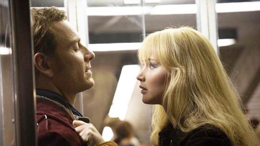 Jennifer Lawrence y Michael Fassbender en &#039;X-Men&#039;.