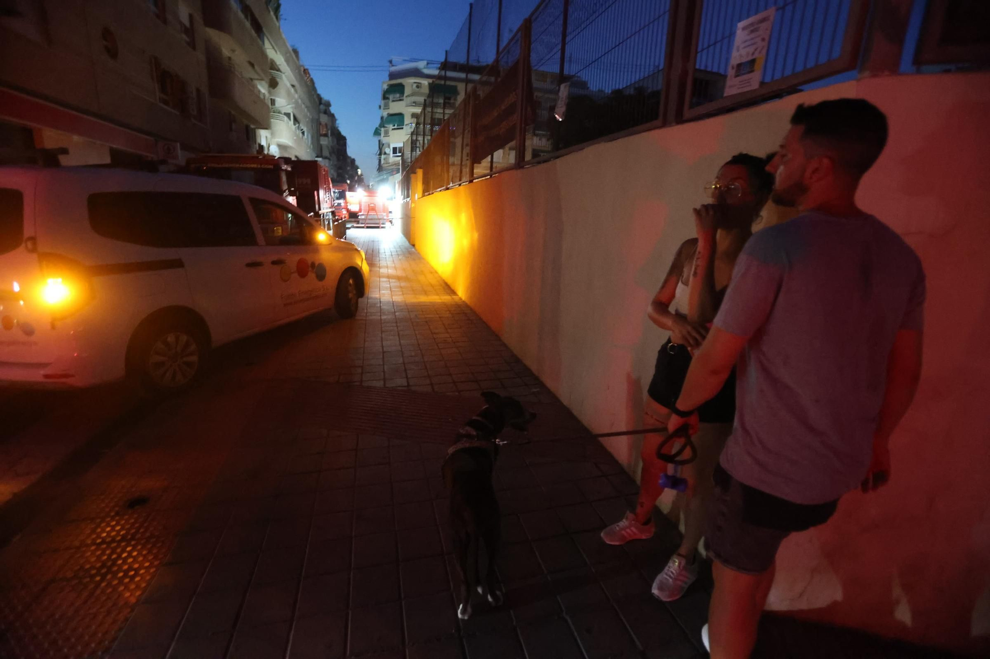 Incendio de generadores y corte de luz por una avería en el barrio de Carolinas