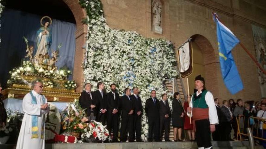 Más de cien entidades y asociaciones participan en la Ofrenda Floral a &quot;La Purísima&quot;