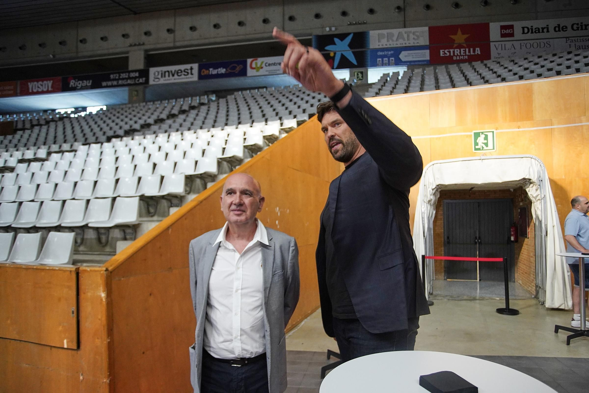 Les fotos de l'anunci de la fusió entre l'Uni i el Bàsquet Girona