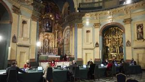 El Oratorio de San Felipe Neri, en Cádiz (Andalucía, España), acogió sesiones de las Cortes que elaboraron la Constitución de 1812, apodada La Pepa. En la foto, una reunión del gobierno andaluz en ese escenario histórico. 