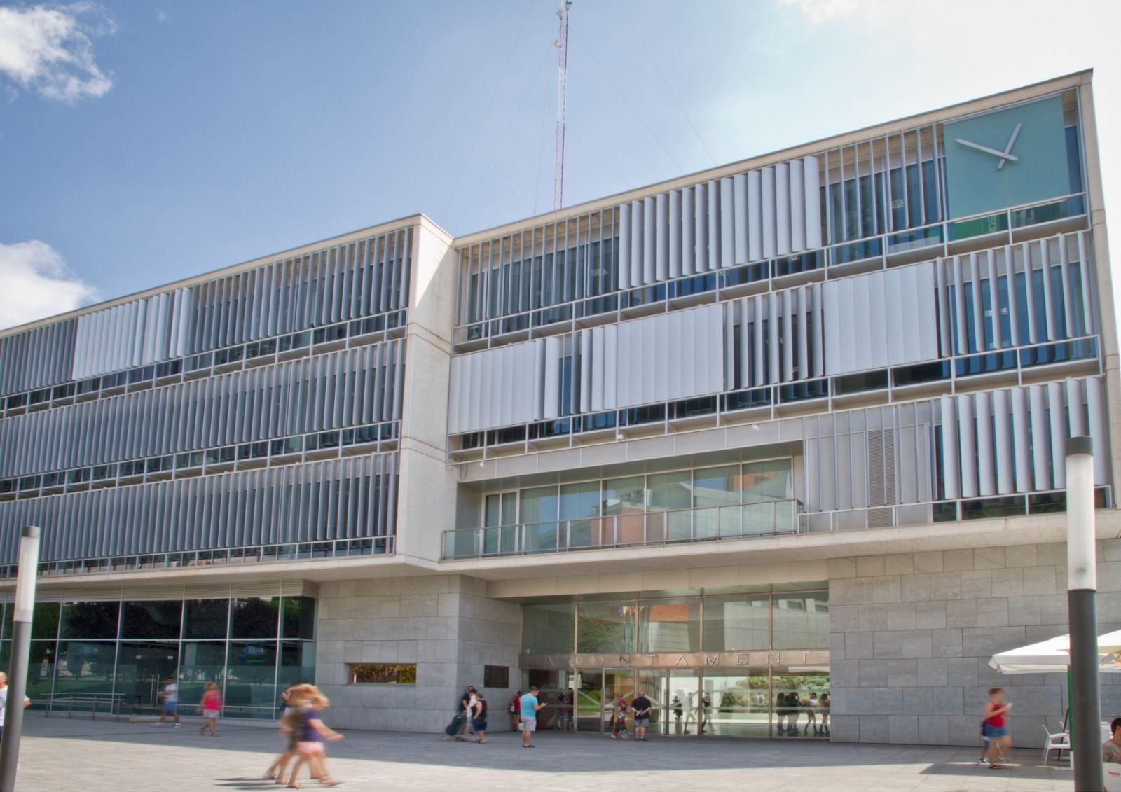 Fachada del Ayuntamiento de Sant Vicent del Raspeig.