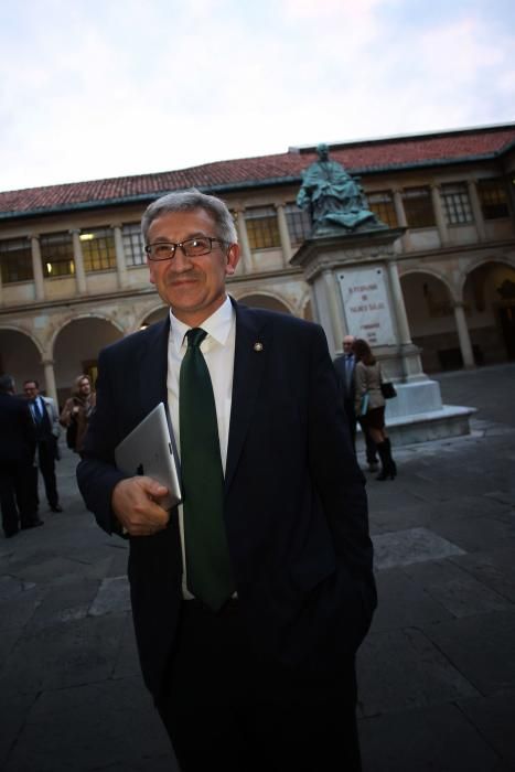 Santiago García Granda, nuevo rector de la Universidad de Oviedo