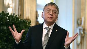 El nobel Kazuo Ishiguro, este miércoles en la Academia Sueca, en Estocolmo.