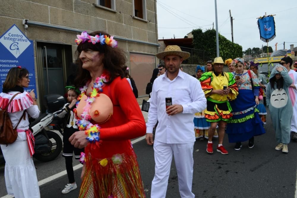 Aldán y Moaña celebran el final del Carnaval. // G. Núñez