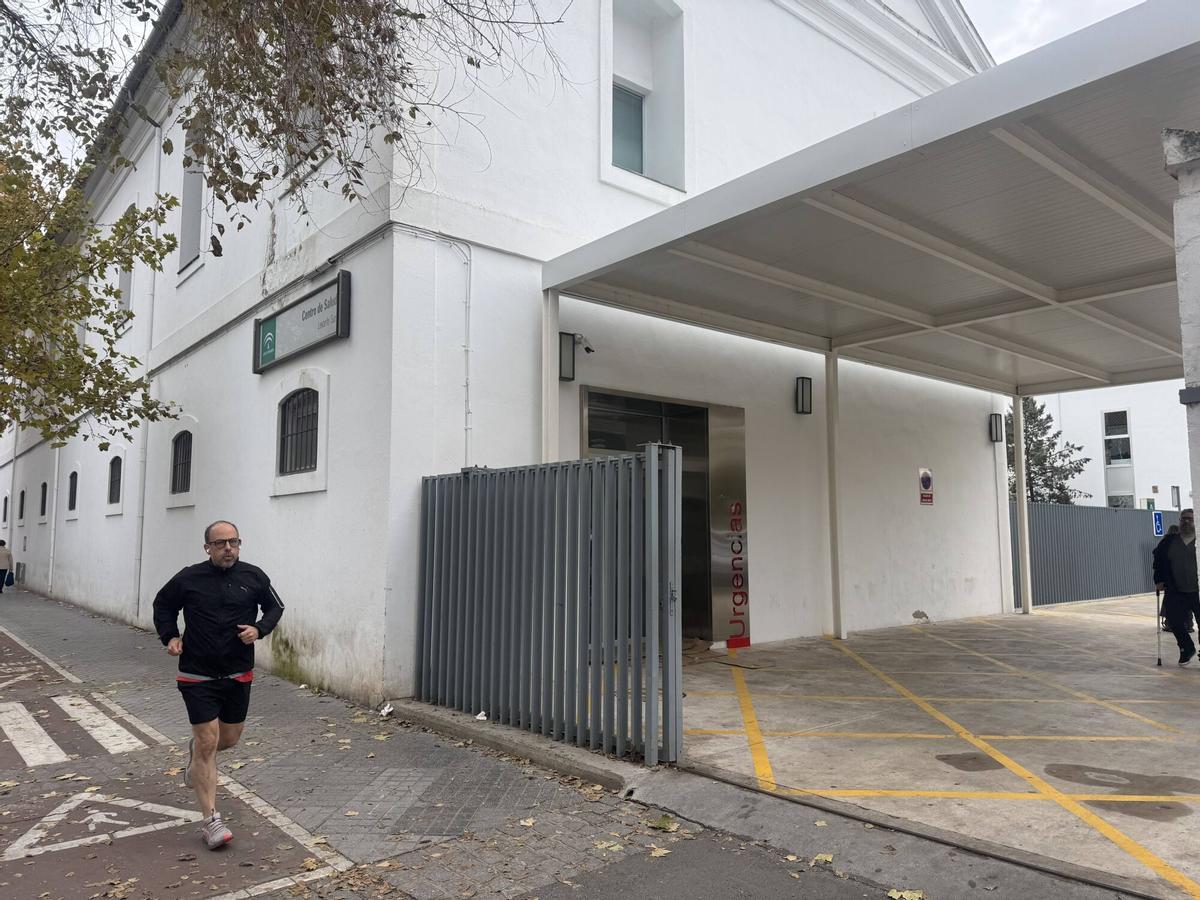 Cordoba Puerta de urgencias centro de salud levante sur