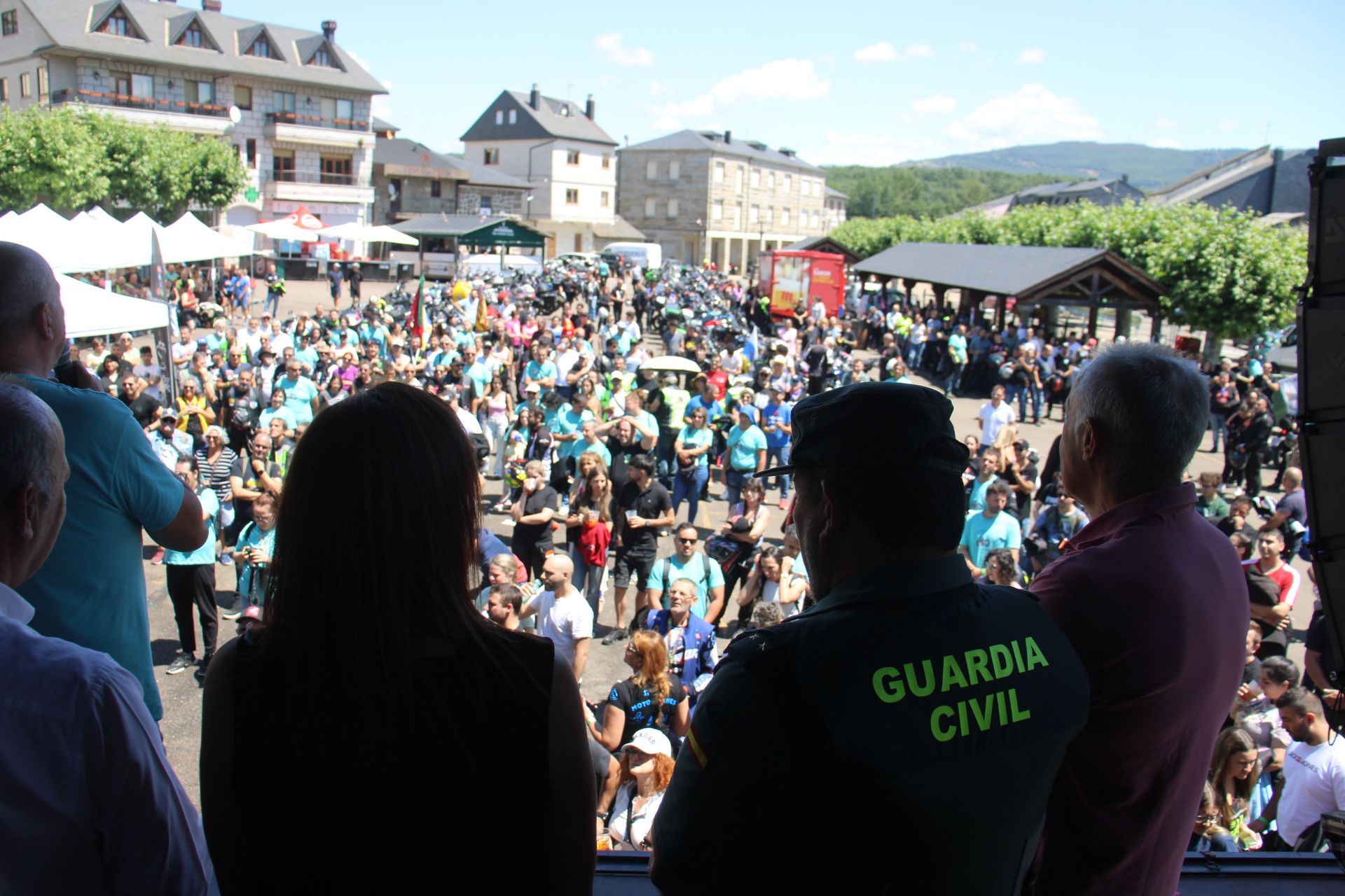 El puente despide su 31 concentración de motos con más de 15.000 participantes
