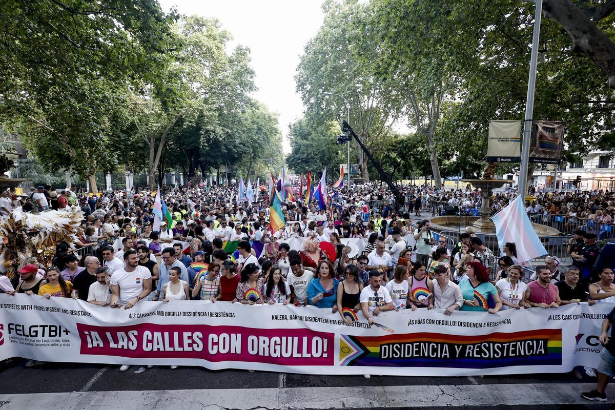 Vista general de la manifestación del Orgullo 2026 de Madrid, con el lema "¡A las calles con orgullo! Disidencia y resistencia".