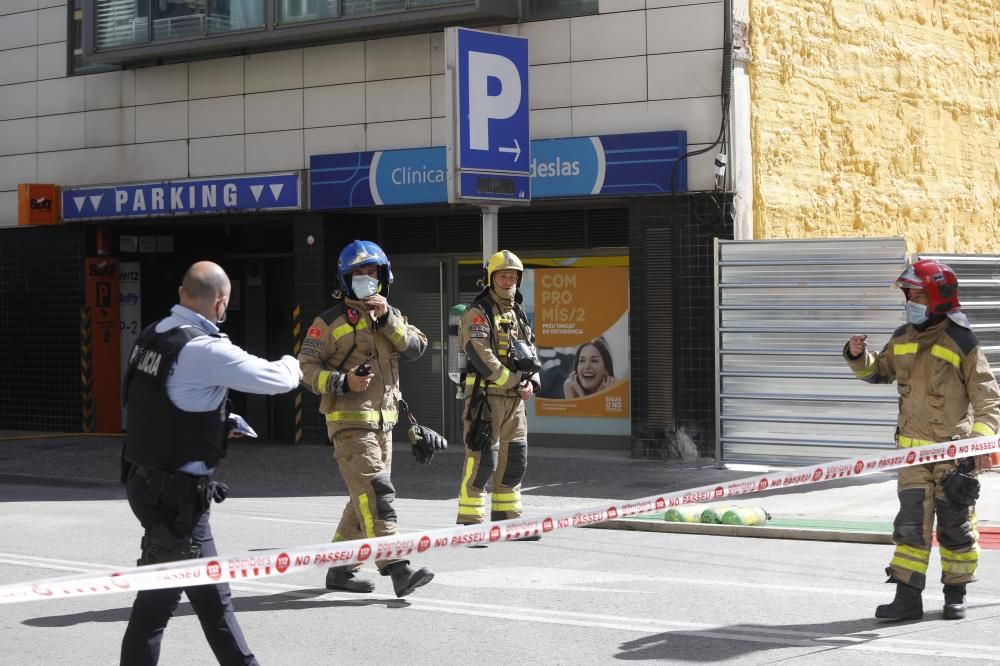 Un foc a la carretera Barcelona causa un caos de trànsit a Girona