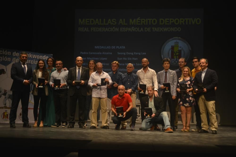 Entrega de premios de la Federación Regional de Taekwondo