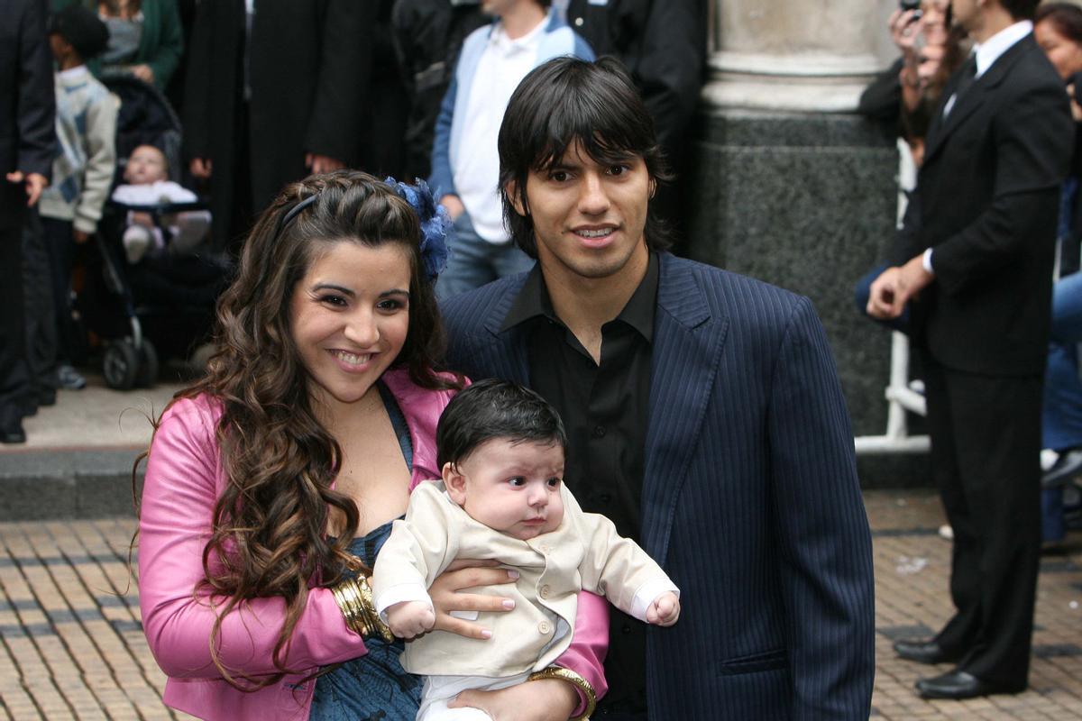 El bautizo de Benjamin Aguero, hijo del futbolista Sergio Kun Aguero y la hija de Maradona Giannina Maradona