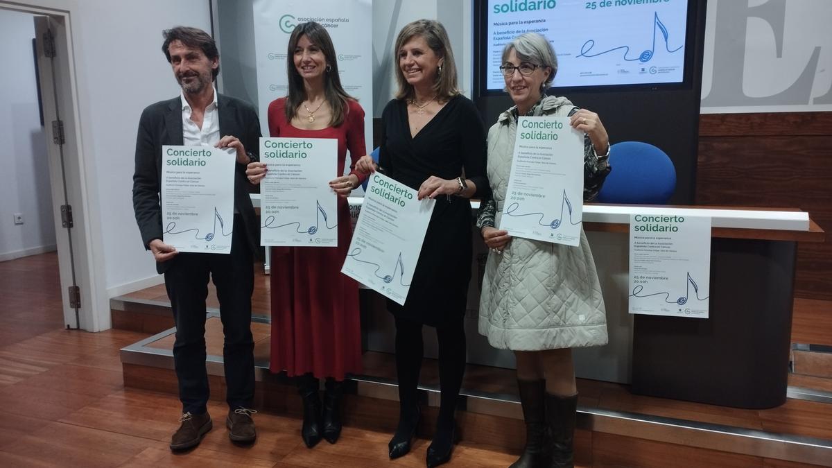 Ernesto Tuñón, Leticia González, Concepción Méndez y Yolanda Calero en la presentación del concierto