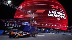 Lando Norris , durante la segunda tanda libre en Las Vegas