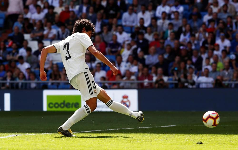 El Madrid se mide al Villarreal en el Bernabéu.