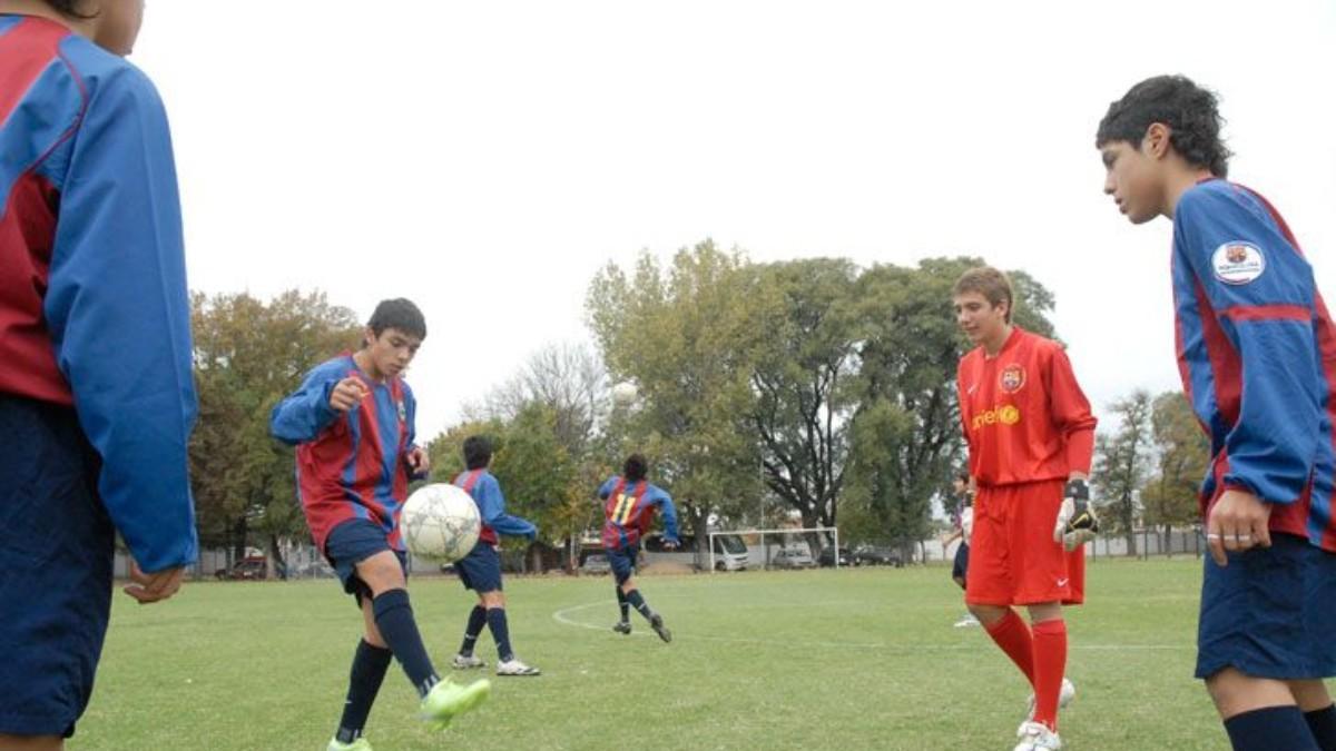 Nahuel Molina fue uno de los jugadores del Barça Juniors Luján que viajó a Barcelona para entrenar unos días con los infantiles blaugranas