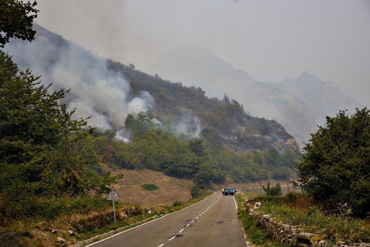 La carretera del Puerto de Somiedo, a la altura de Caunedo, en agosto de 2025