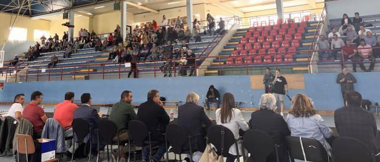 Reunión para acodar el convenio de mejora de los eregadíos de A Limia. | // FDV
