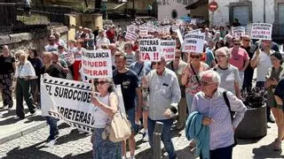 El Suroccidente sale a la calle para exigir carreteras seguras: más de mil personas reclaman en Cangas del Narcea la continuidad de la A-63 y mejoras urgentes en la AS-15