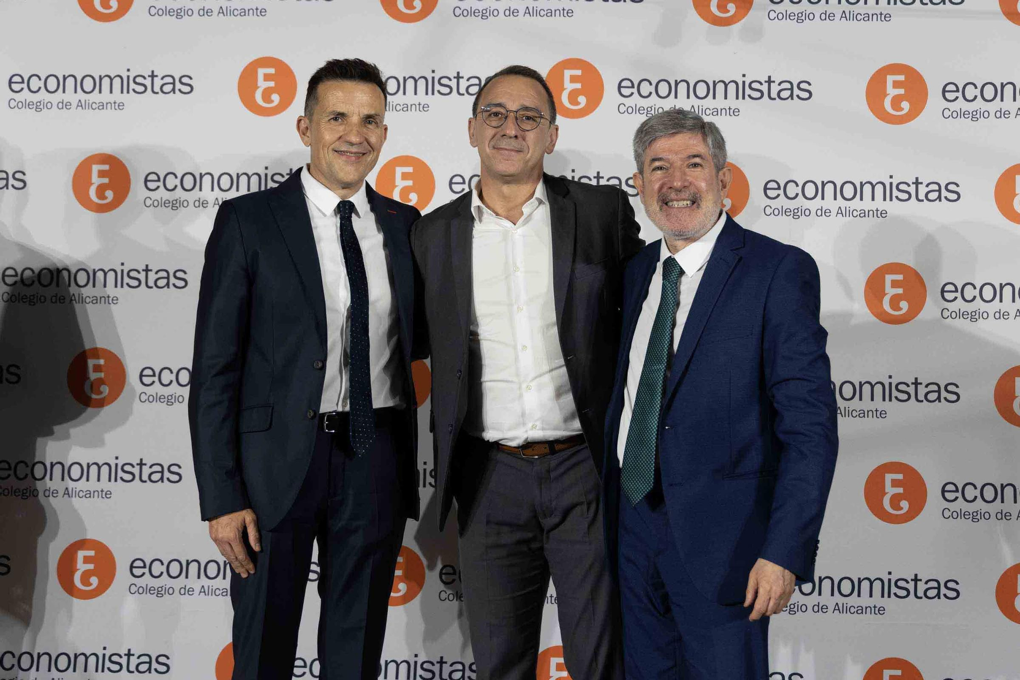 El Colegio de Economistas de Alicante celebra su cena anual en honor a su patrón