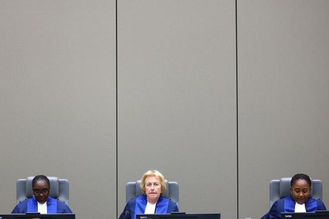 EE UU quiere desmantelar la Corte Penal Internacional mientras la UE "contempla" medidas para protegerla