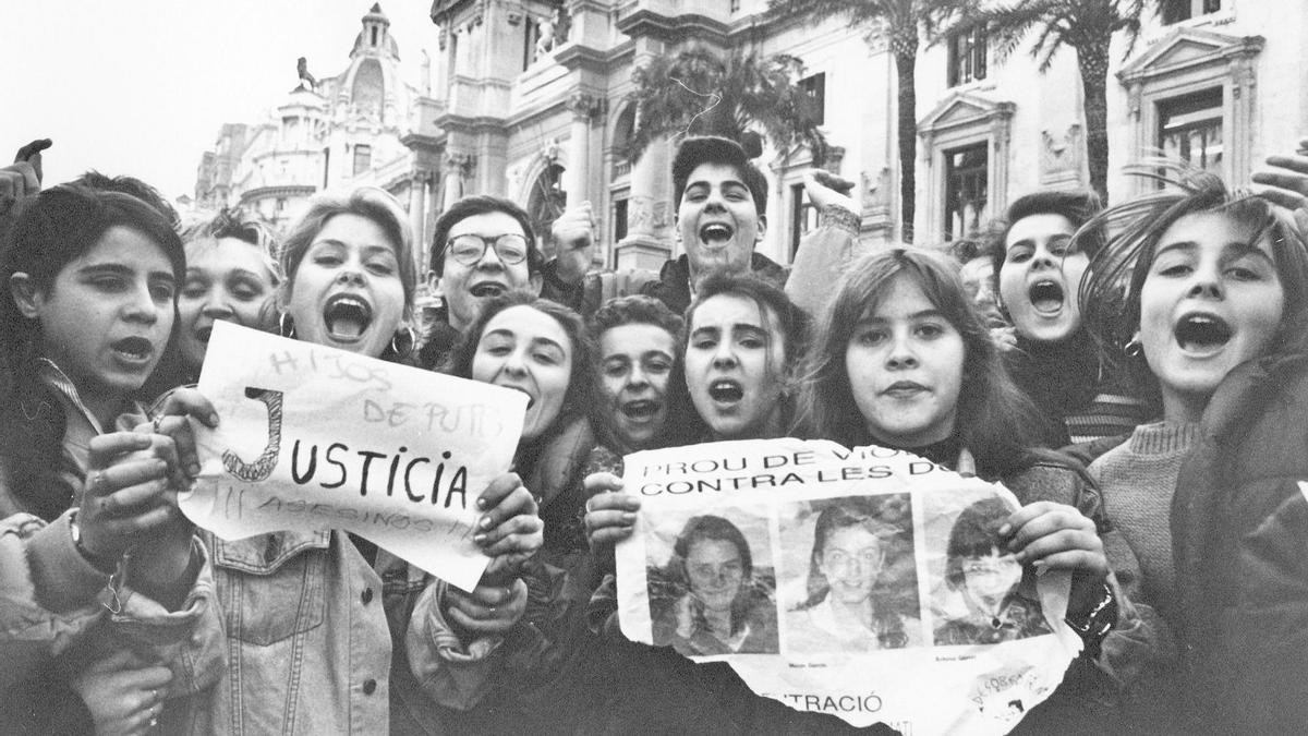 Se cumplen 30 años de la desaparición de las niñas de Alcásser