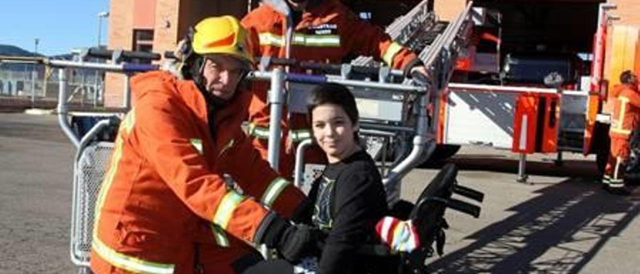 La ayuda a Aitor moviliza también a los bomberos de Sagunt