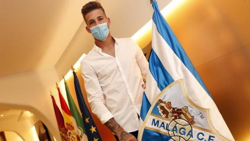 Kellyan renueva con el Málaga CF y se marcha cedido a la UD Ibiza