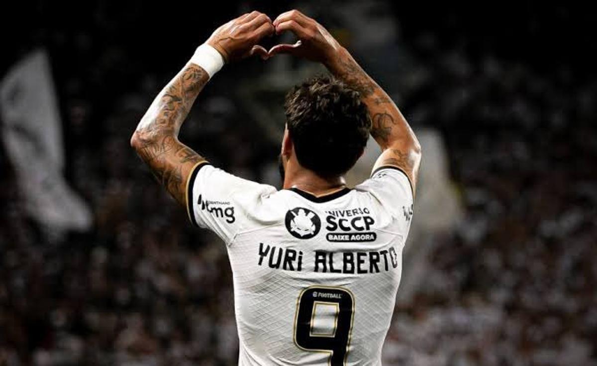 Yuri Alberto celebra un gol con el Corinthians.