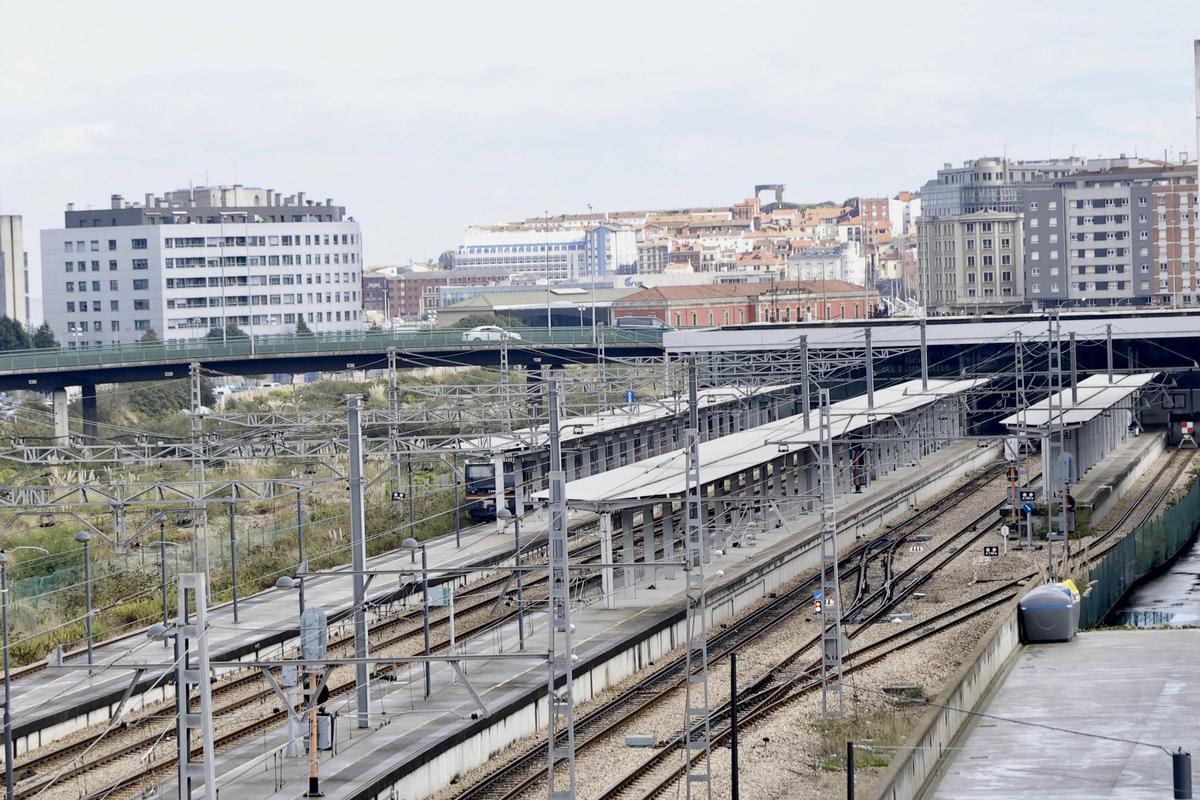 La estación provisional de tren de Gijón.