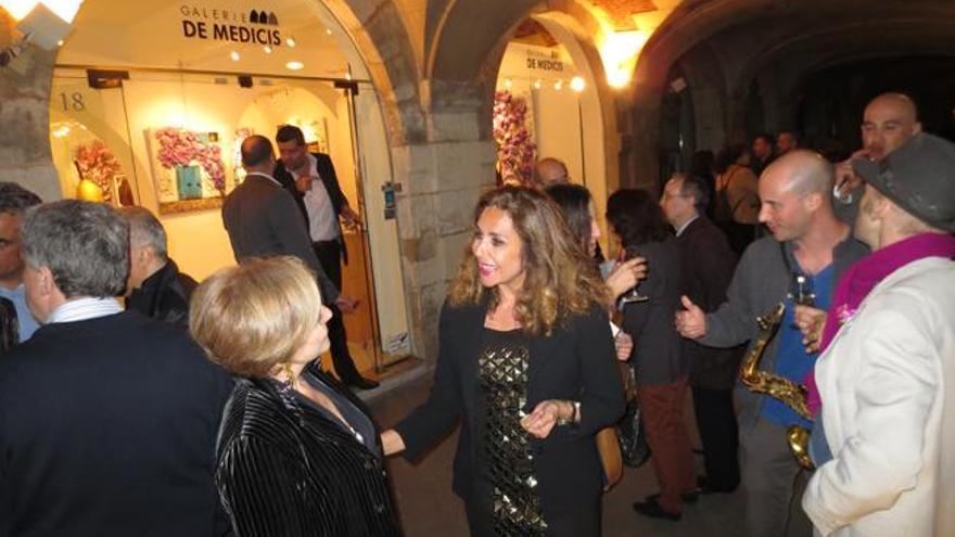 Marta Torres durante la inauguración de su muestra en París el pasado 10 de abril.