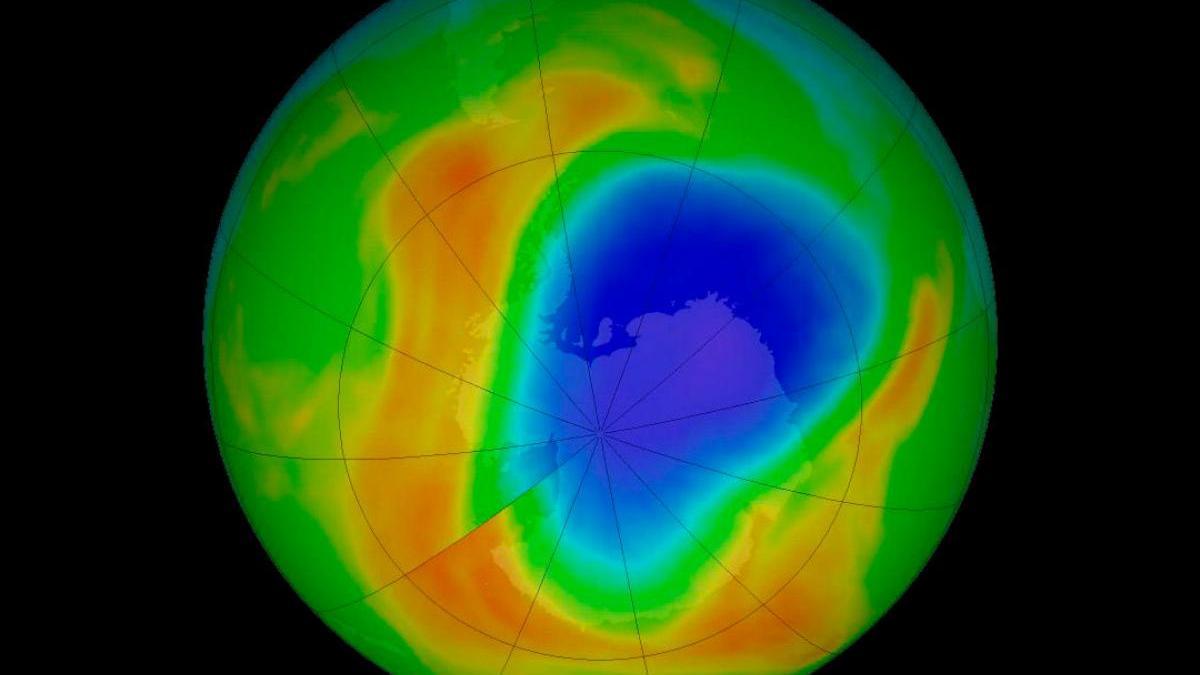 Los especialistas alertan de la apertura de un gran agujero en la capa de ozono.