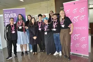 La Universidad se llena de rosa y unicornios: Filología acoge el V Congreso Internacional Mariconers